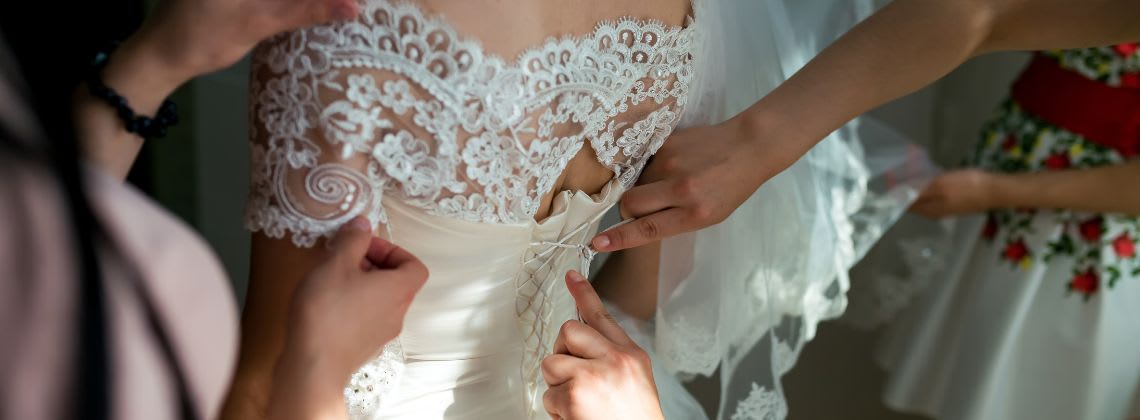 Dressing for ”I do” abroad: Choosing the perfect destination wedding attire