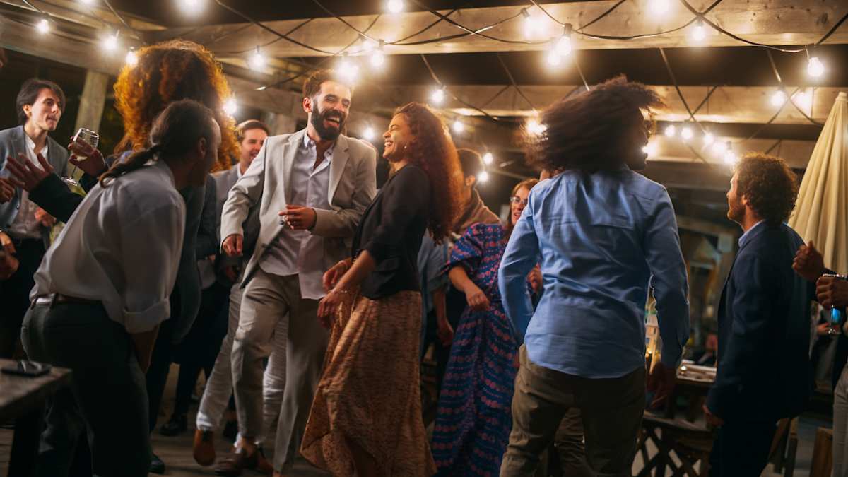 How to make the wedding guest experience worthy of paradise