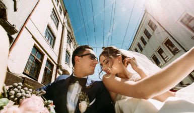 Think big when it comes to micro destination weddings