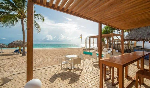 Laid back romance at Caribe Deluxe Princess: Image