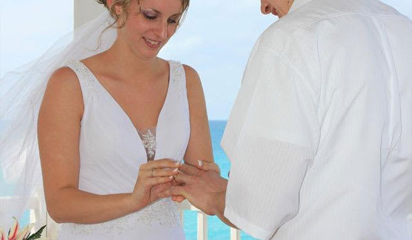 Blog: Wedding day details image