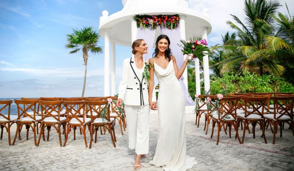 Blog: Everyone deserves a dream destination wedding image