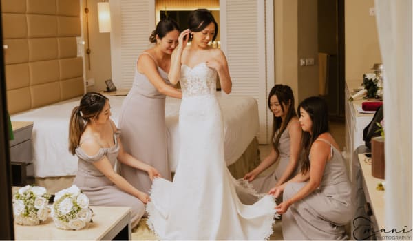 Blog: Like mother, like bride image