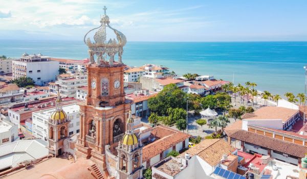 Blog: Get swept up in the Zona Romantica image