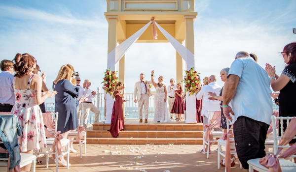 Blog: Tips for future wedding couples image