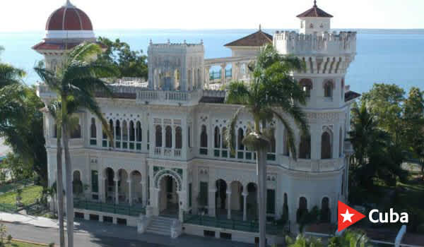 Blog: Rub elbows with the locals in Cienfuegos image