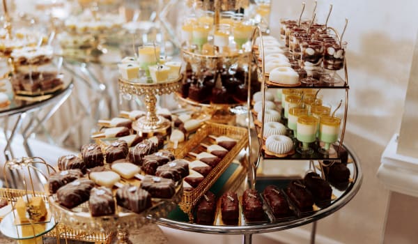 Blog: Blog: Reception styling that wows image