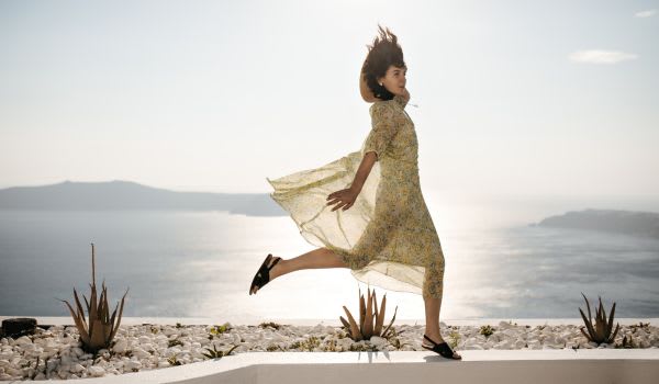 Blog: Vintage glamour meets tropical practicality image