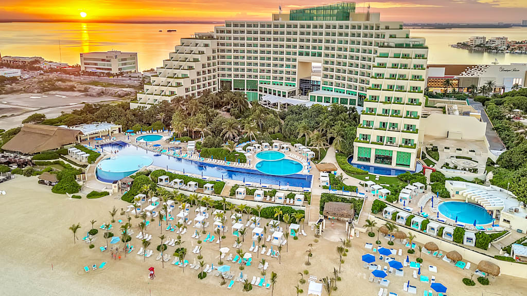 Live Aqua Beach Resort Cancun