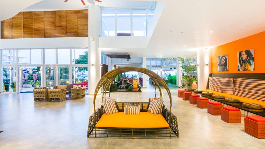 Royal Decameron Cornwall Beach - Sunwing.ca