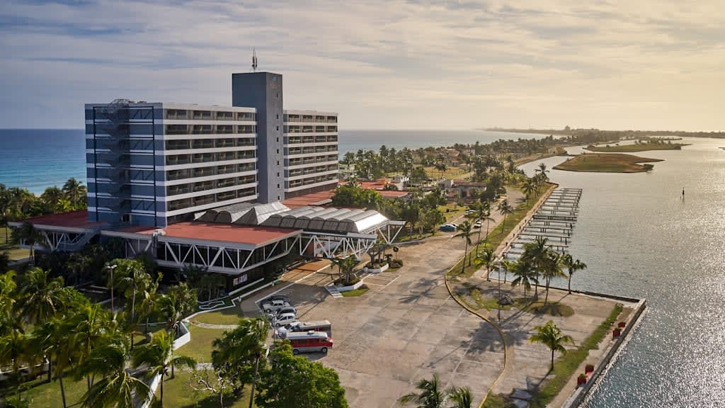 Hotel playa caleta cuba