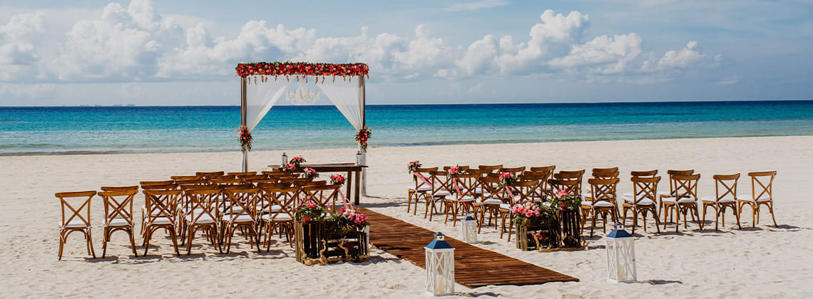5 reasons you need a planner for your destination wedding