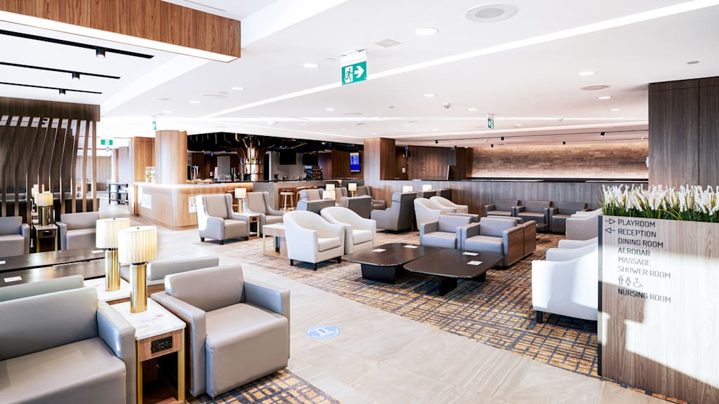 Plaza Premium Lounge (International Departures, Terminal 1)