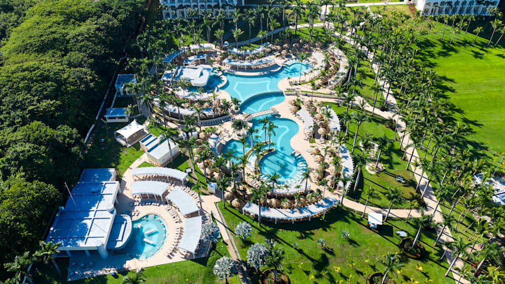 Promotion : Best luxury vacay : Featured property : Jan 19-25 : Image