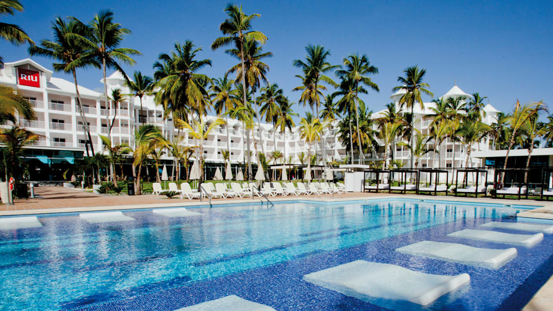 Packages : Best of the best : Best all inclusive resorts with swim-up rooms : Image