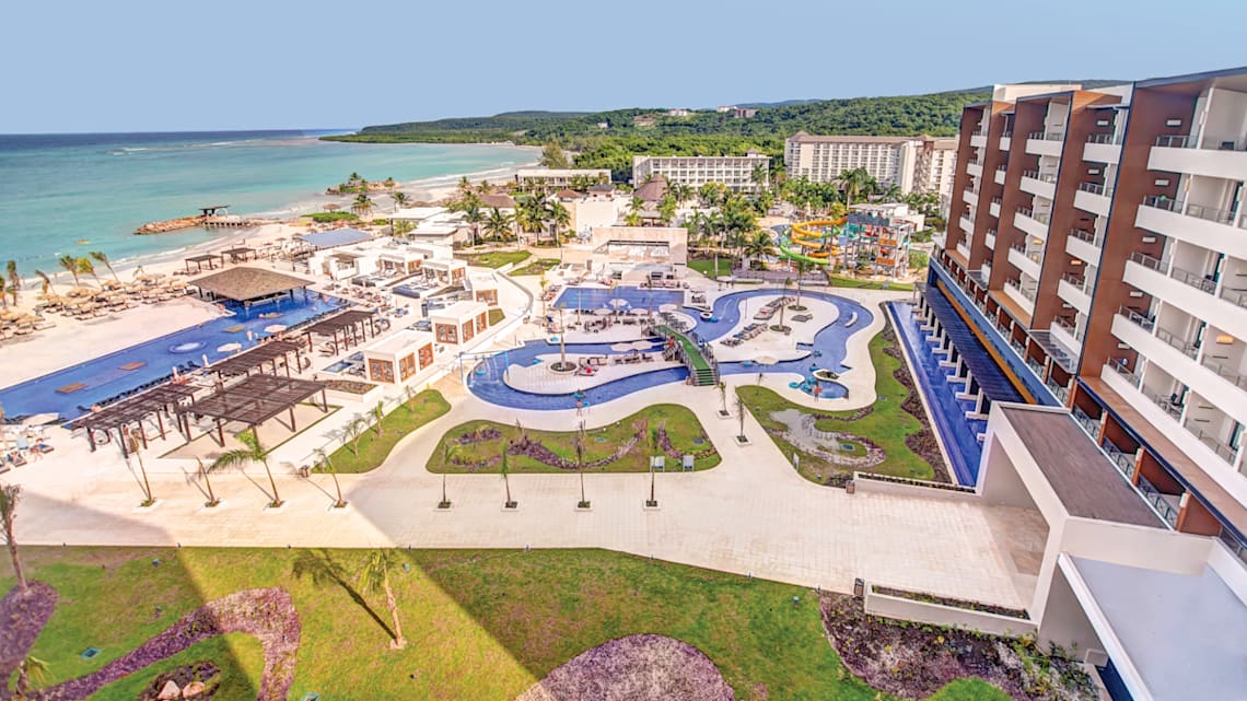 Best of the best : Best of Jamaica: Royalton Blue Waters Montego Bay Image