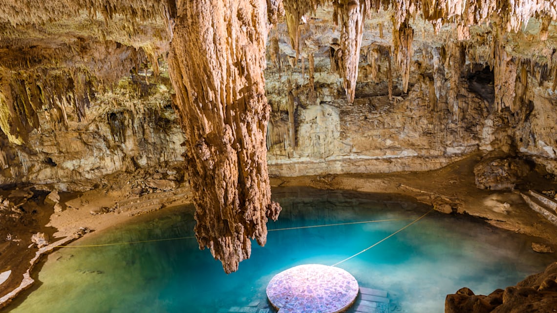 Best of the best : Must-Visit Mexican Cenotes : Cenote Suytun : Image