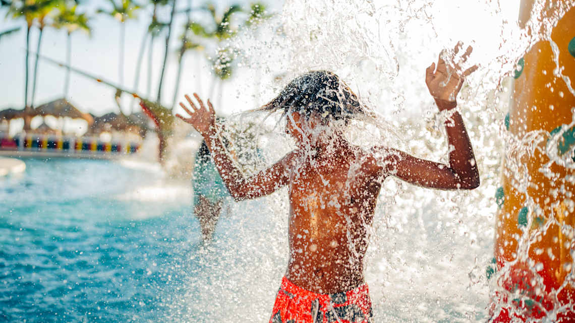 Christmas vacation deals : Header : Image