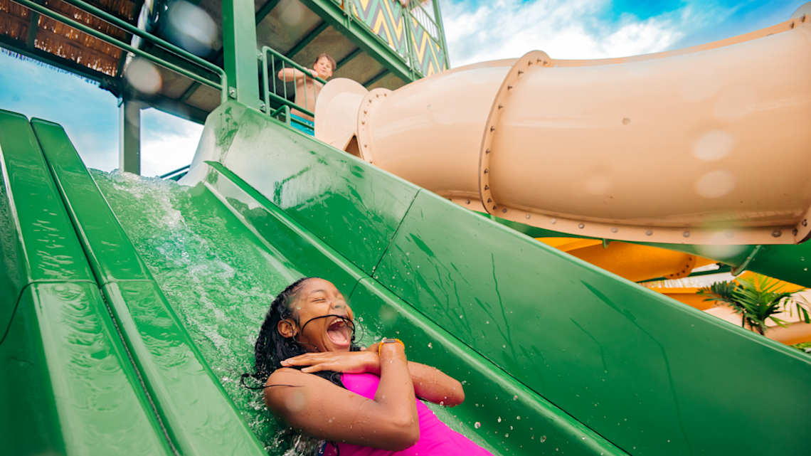 Packages : March break sale : Featured offer : Kids stay free : Image