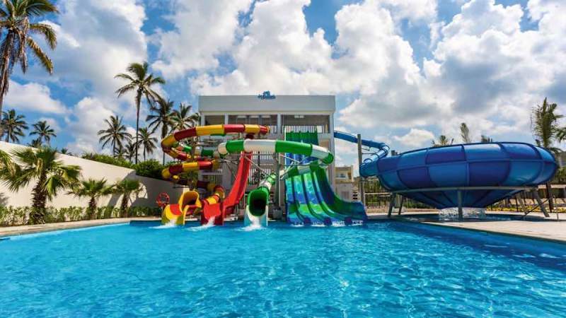 Select resorts with SplashWorld water parks, guaranteed to tire out the energetic