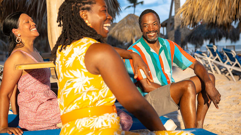 Take the Group Chat IRL 