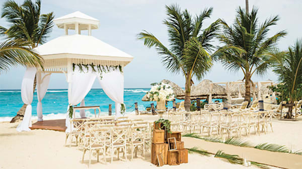 Blog: A fairytale affair at the Beach Gazebo at Majestic Mirage Punta Cana image