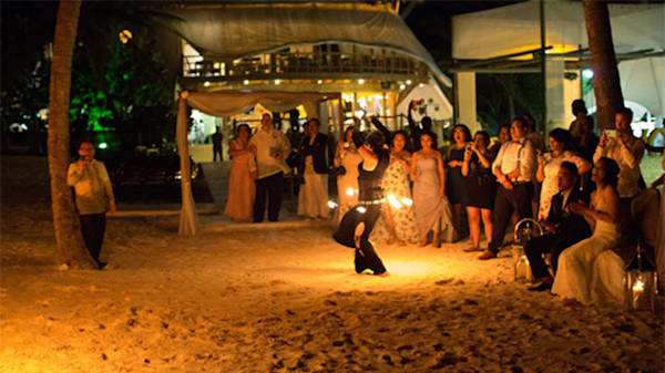 Fire dancers in Mexico : image