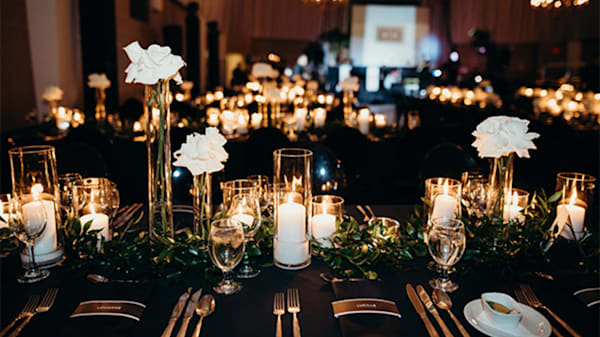 Blog : Do you have any tips for saving on wedding florals? image