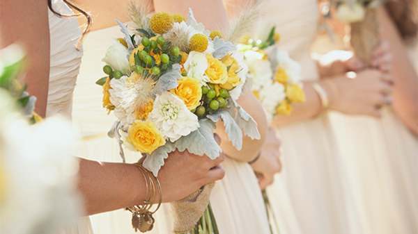 Blog : Bouquets and wedding florals image
