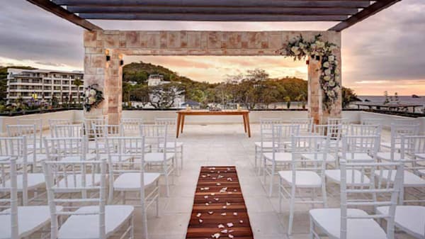 Blog : Mostly 3s: Glamorous nuptials in Saint Lucia image