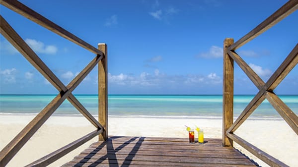 Blog: Lounge on breathtaking beaches at Melia Jardines del Rey image