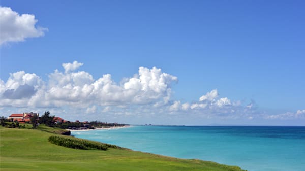 Blog : Hit a hole in one at Melia Las Americas Golf and Beach Resort image