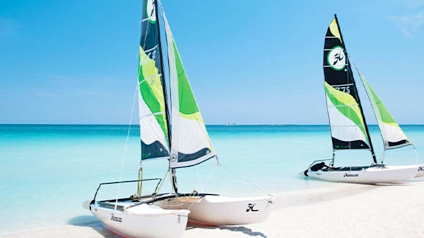 Blog : Sail along the pristine shores of Varadero image