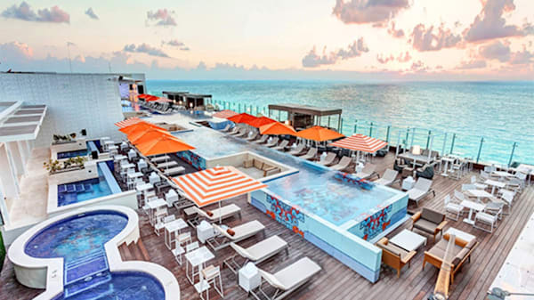 Blog: Take your vacation to the next level at Royalton CHIC Suites Cancun image
