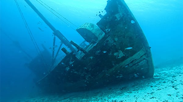 Blog: Discover mystical shipwrecks in Antigua image