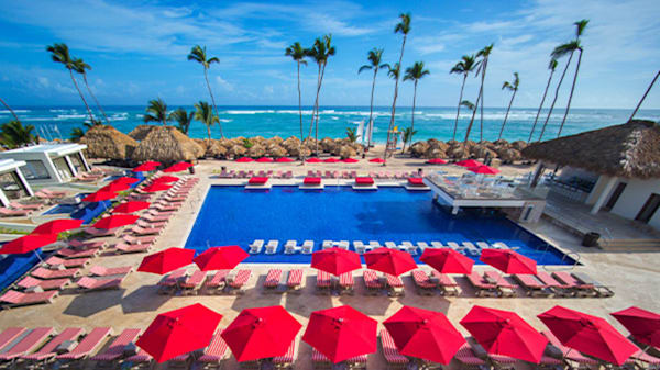 Blog: Stay on a world-famous beach at Royalton Bavaro Resort and Spa image