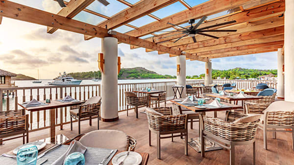 Blog: Dine on a private beach at Royalton Antigua Resort and Spa image