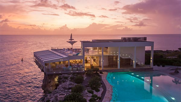 Blog: Blog: Watch the sunset from a clifftop in St. Maarten image