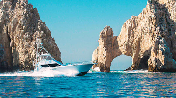 Blog: Sail past the famous El Arco in Los Cabos image