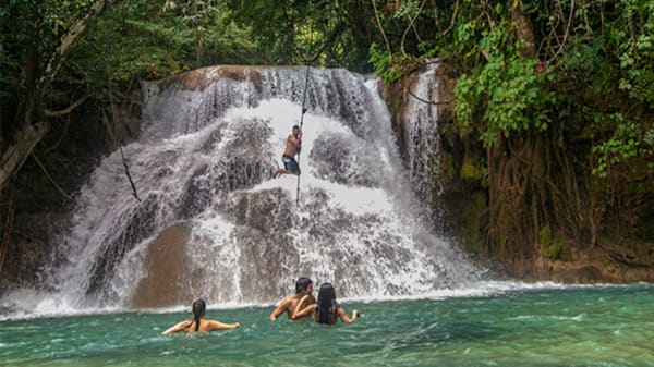 Blog: Hike to a magical waterfall in Huatulco image