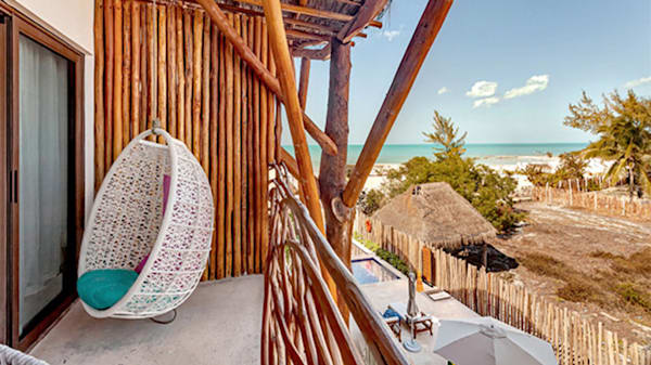 Blog: Peaceful nature retreats in Isla Holbox image