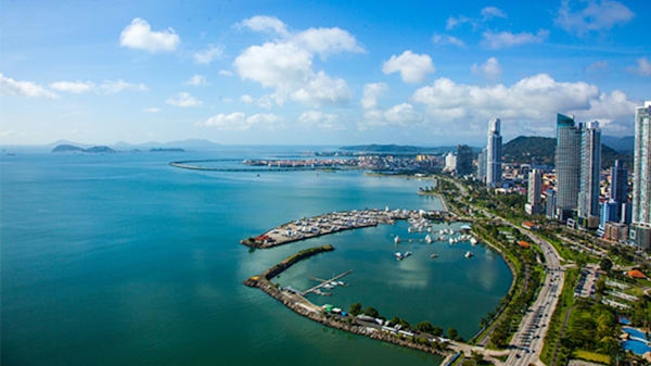 Blog: Best of both worlds in Panama image